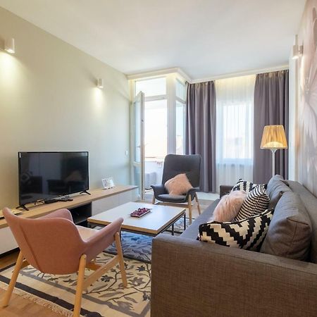 Vitosha Blvd Luxury 2-Bedroom, 2-Bathroom With Balcony Sofía Exterior foto