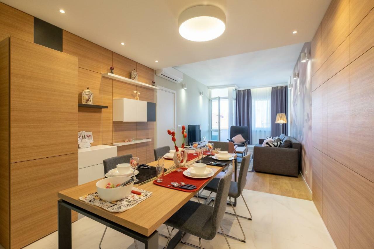 Vitosha Blvd Luxury 2-Bedroom, 2-Bathroom With Balcony Sofía Exterior foto